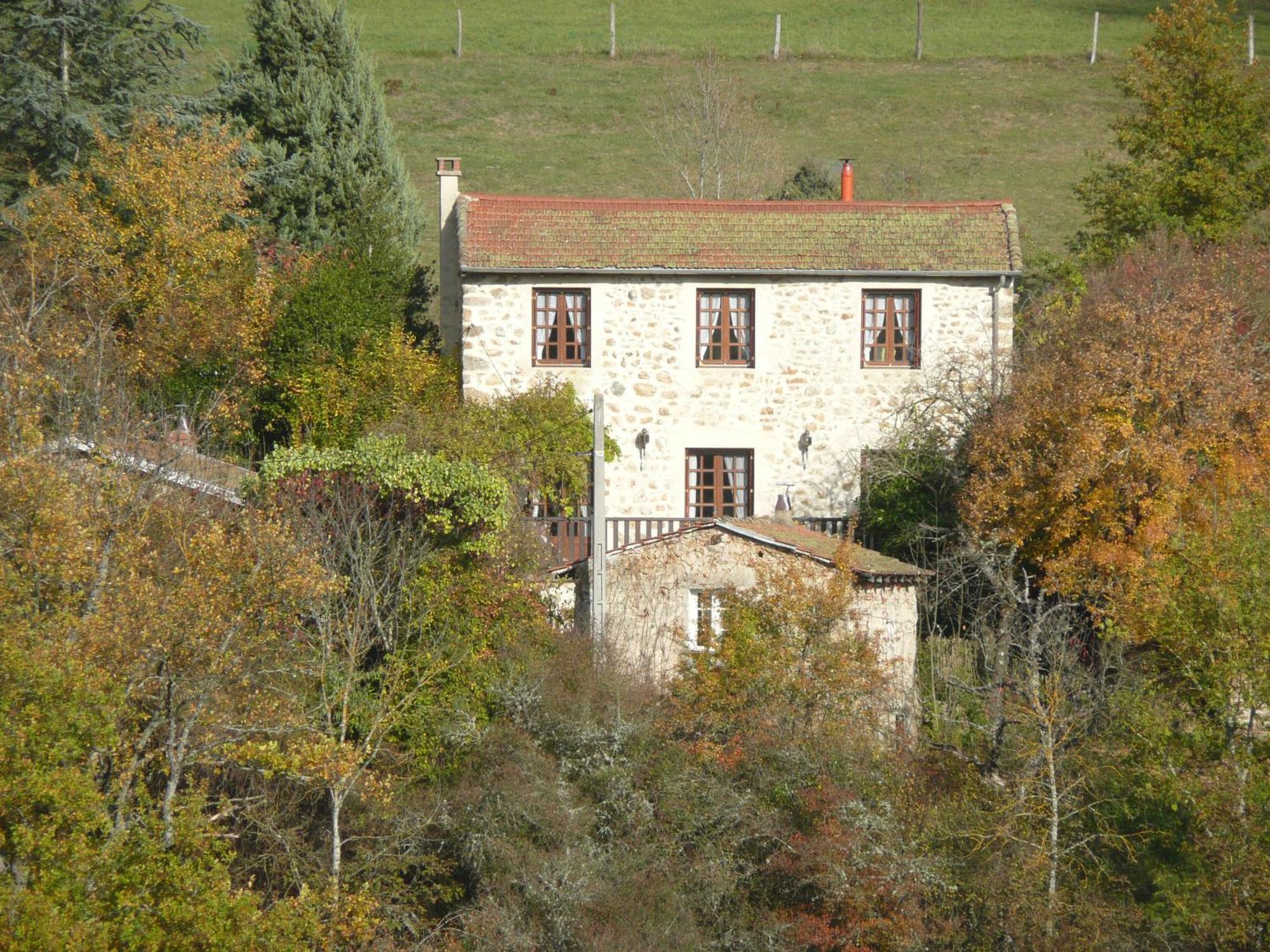 Gite La Grange De L'Effraie Beauzac Exterior foto