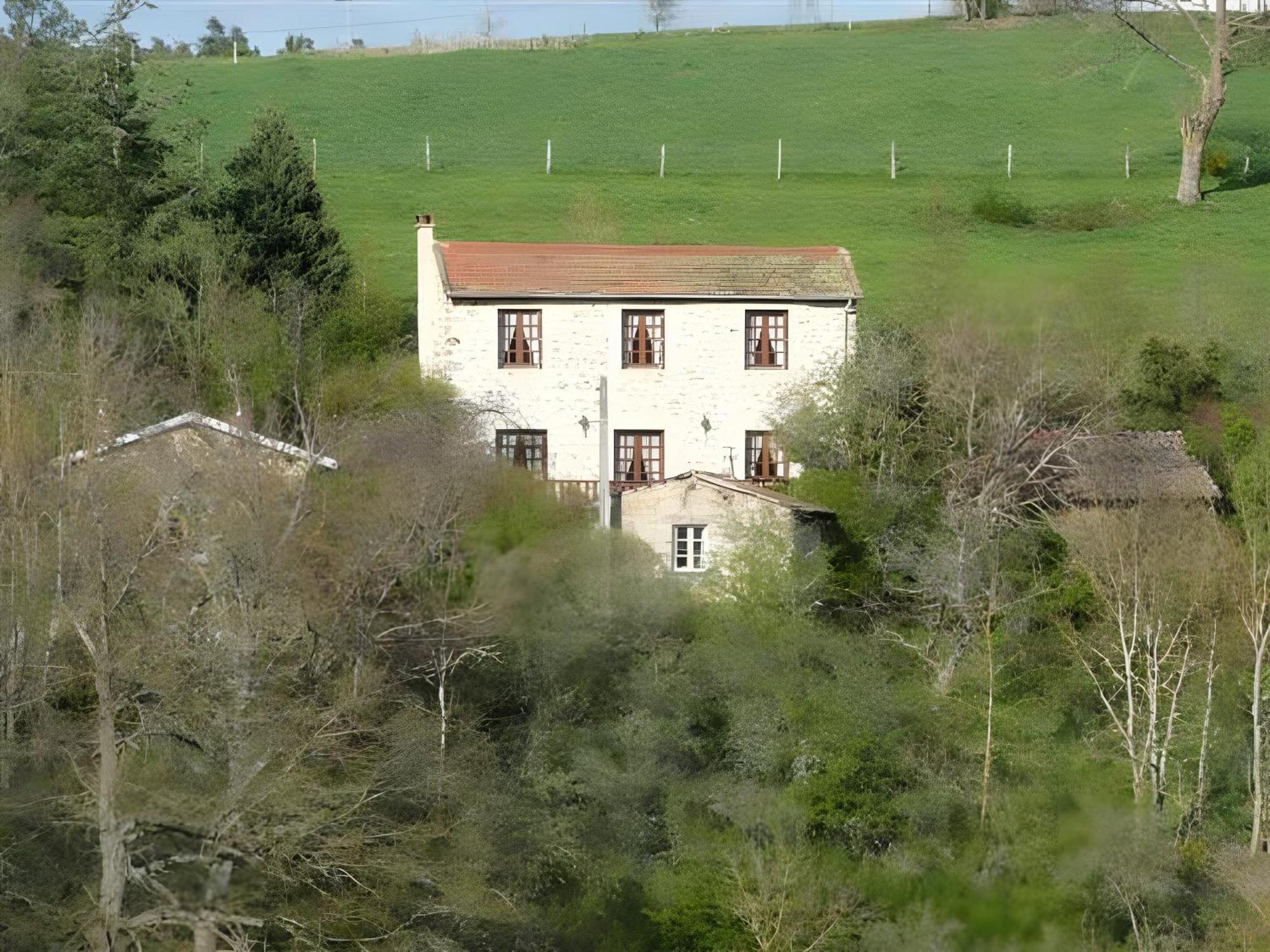 Gite La Grange De L'Effraie Beauzac Exterior foto